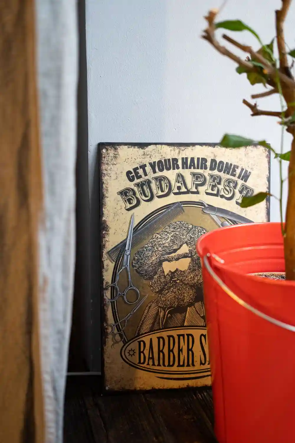 Albesianlightstudio Kft. luxus barber-shop belső tér